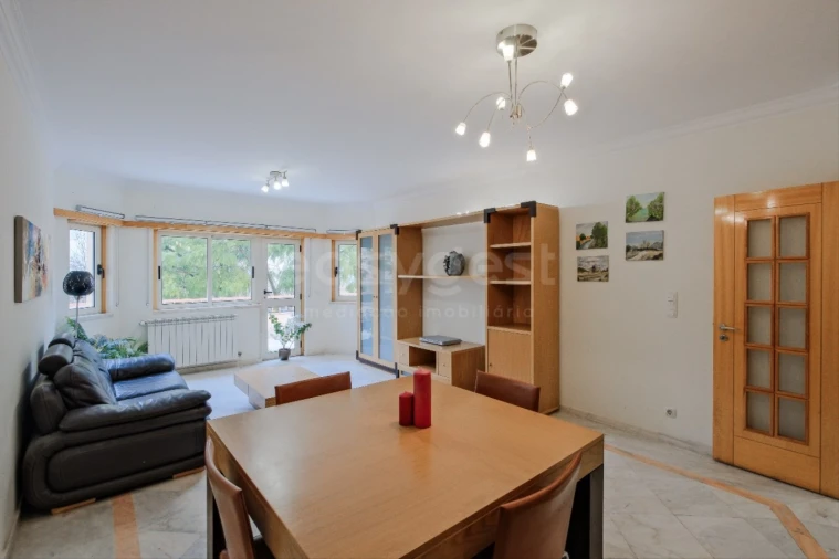 Apartamento T3 para Venda em Ramada e Caneças Foto 11