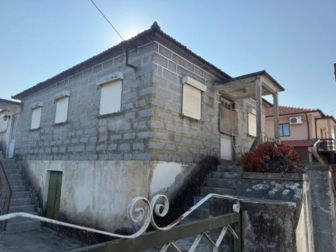 Moradia T3 para Venda em Esmeriz e Cabeçudos Foto 2