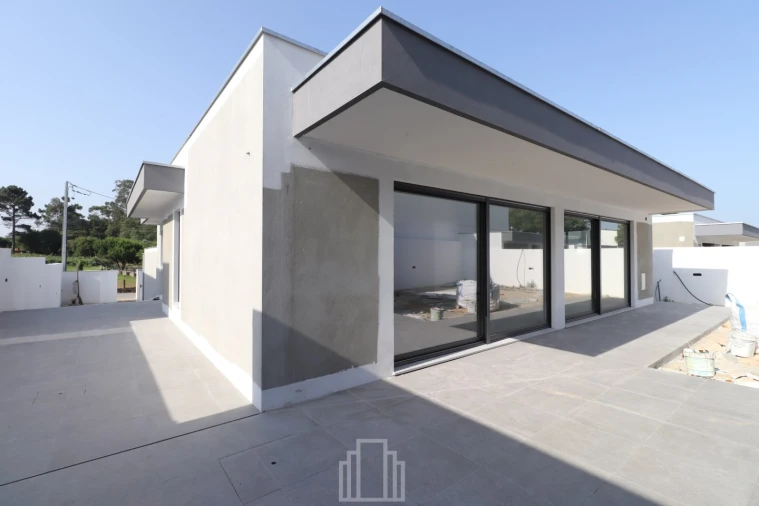 Moradia T3 para Venda em Santa Maria da Feira, Travanca, Sanfins e Espargo Foto 2