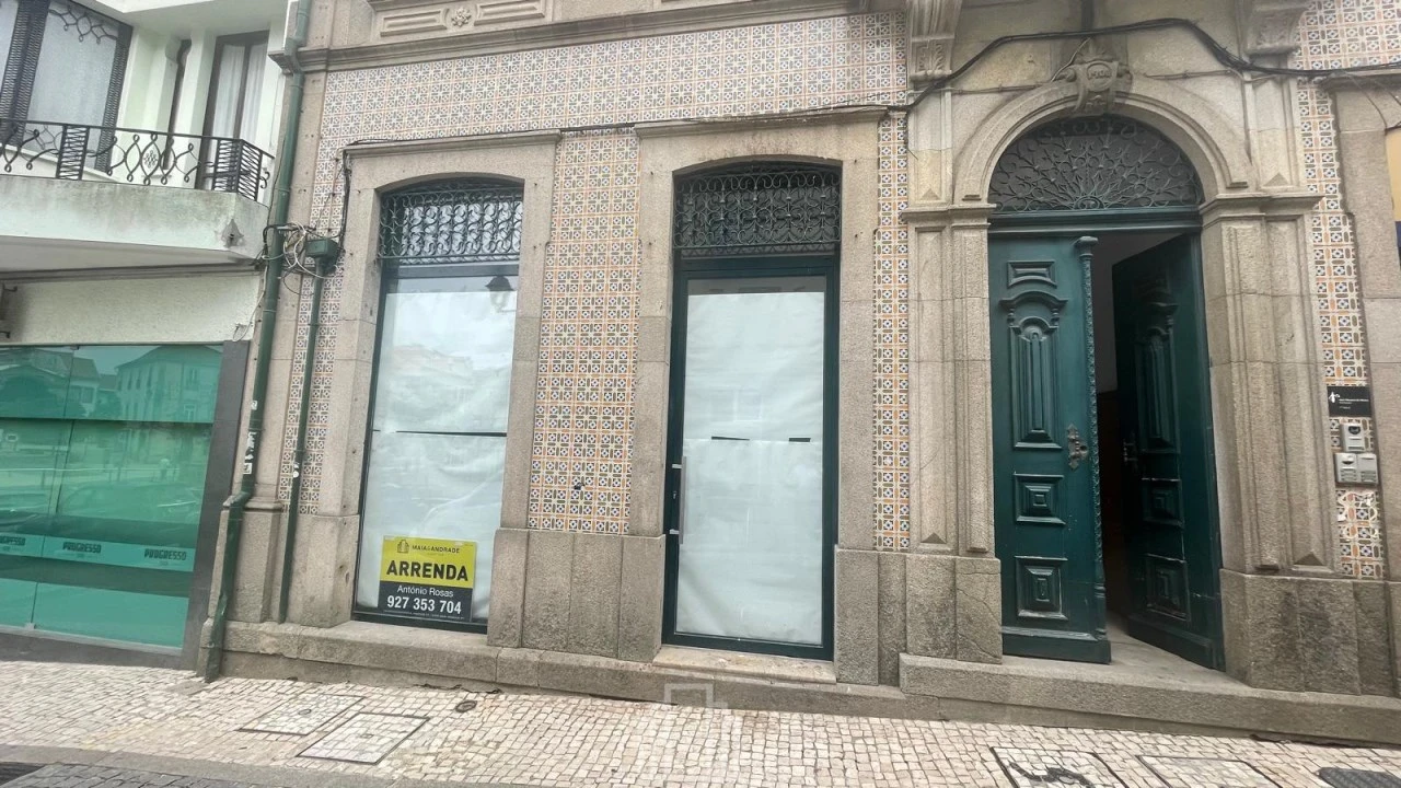 Loja para Arrendamento em Ovar, São João, Arada e São Vicente de Pereira Jusã Foto 1