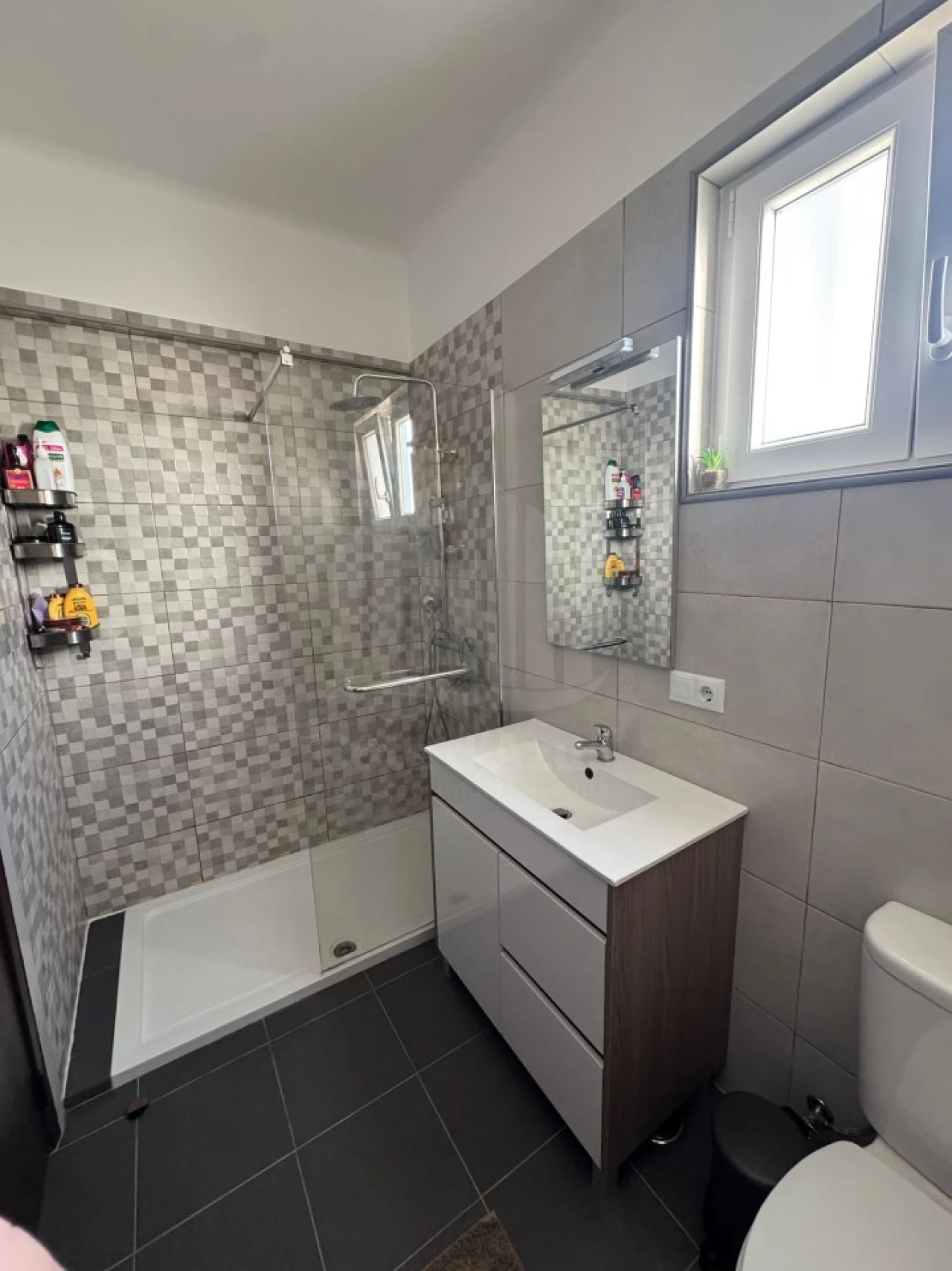 Apartamento T2 para Venda em Seixal, Arrentela e Aldeia de Paio Pires Foto 8