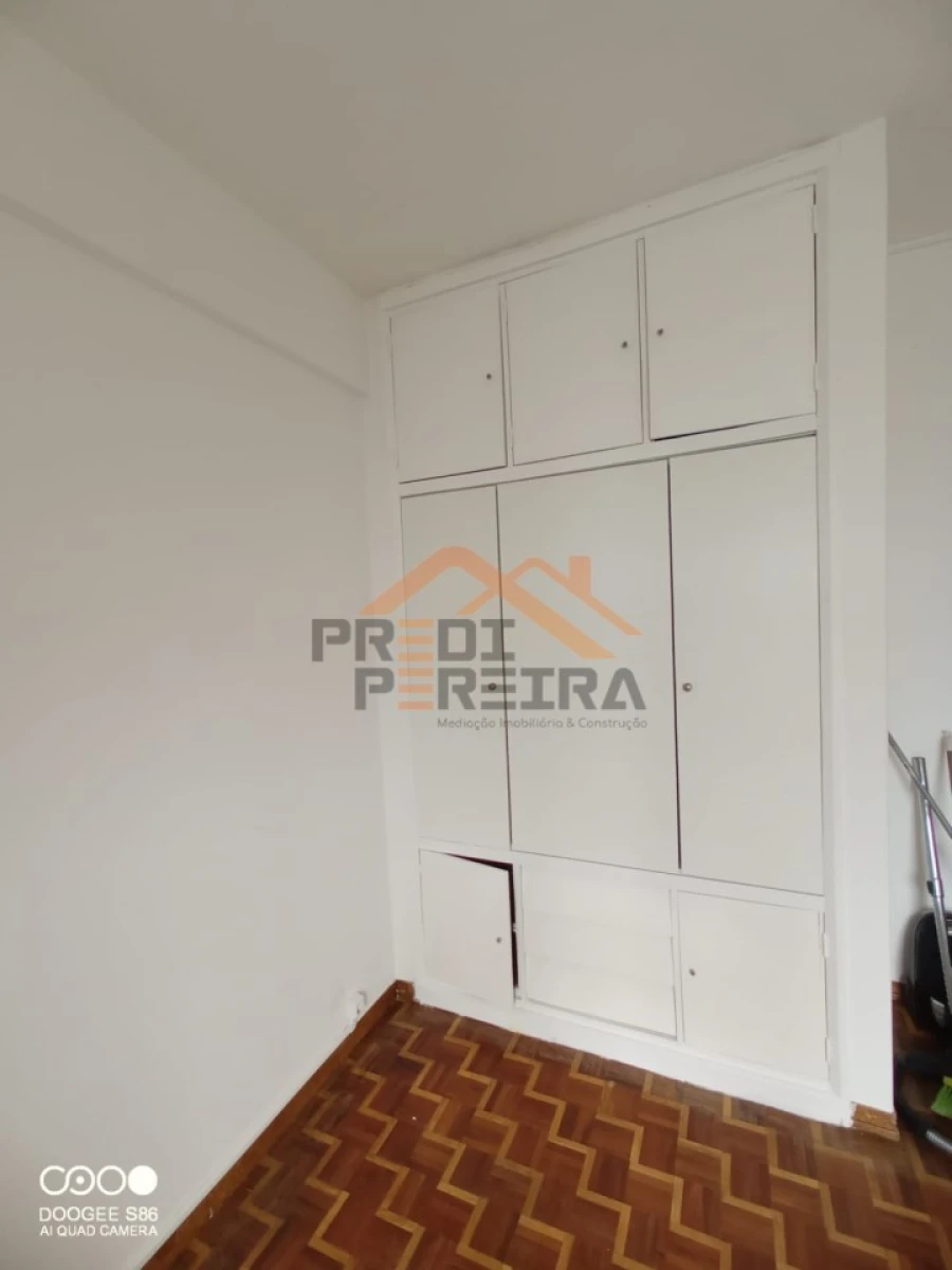 Apartamento T1 para Arrendamento em Águas Livres Foto 8