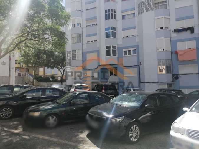 Apartamento T1 para Arrendamento em Águas Livres Foto 18