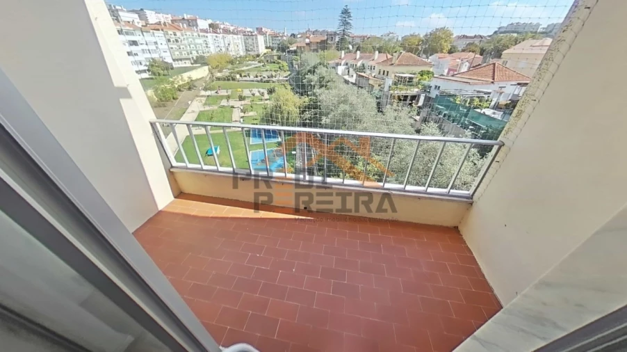 Apartamento T3 para Venda em Agualva e Mira-Sintra Foto 2