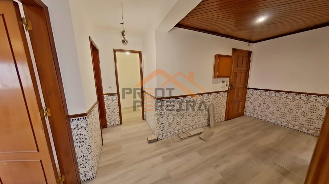 Apartamento T2 para Venda em Algueirão-Mem Martins Foto 7