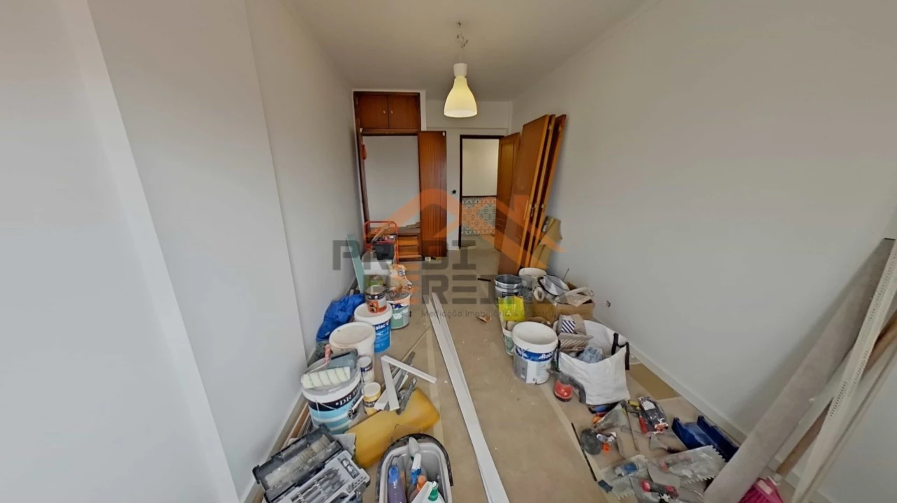Apartamento T2 para Venda em Algueirão-Mem Martins Foto 16