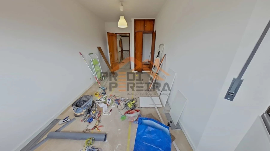 Apartamento T2 para Venda em Algueirão-Mem Martins Foto 18