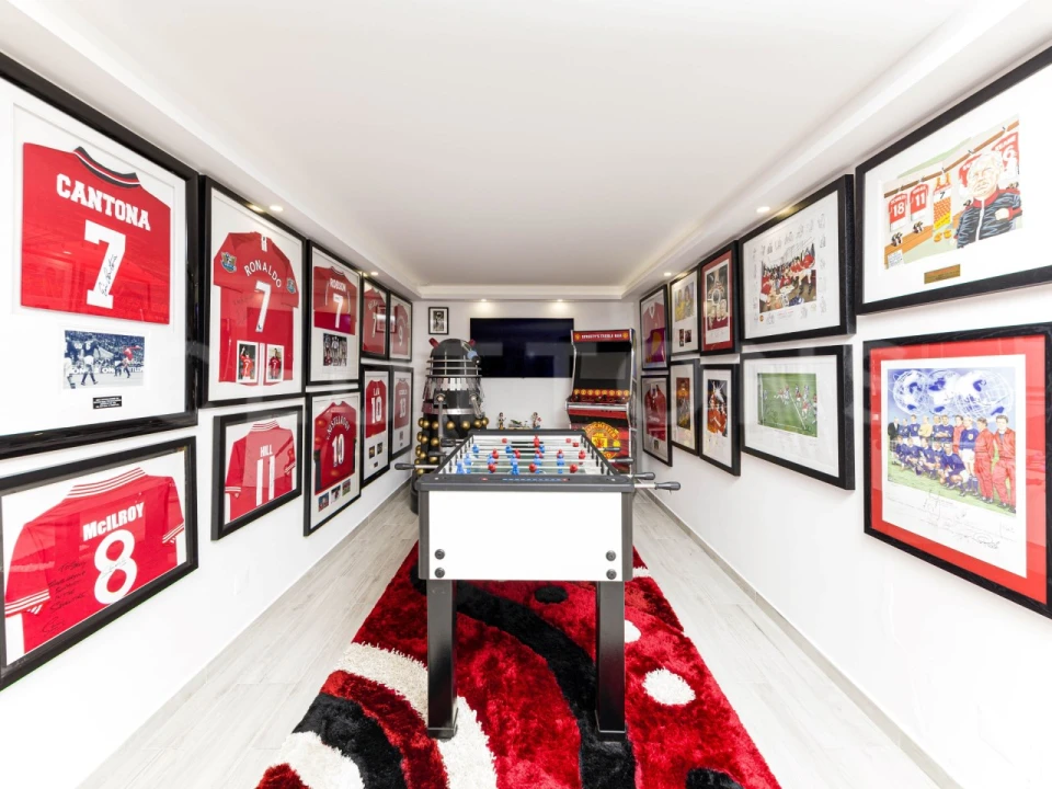 Moradia T4 para Venda em Almancil Foto 21