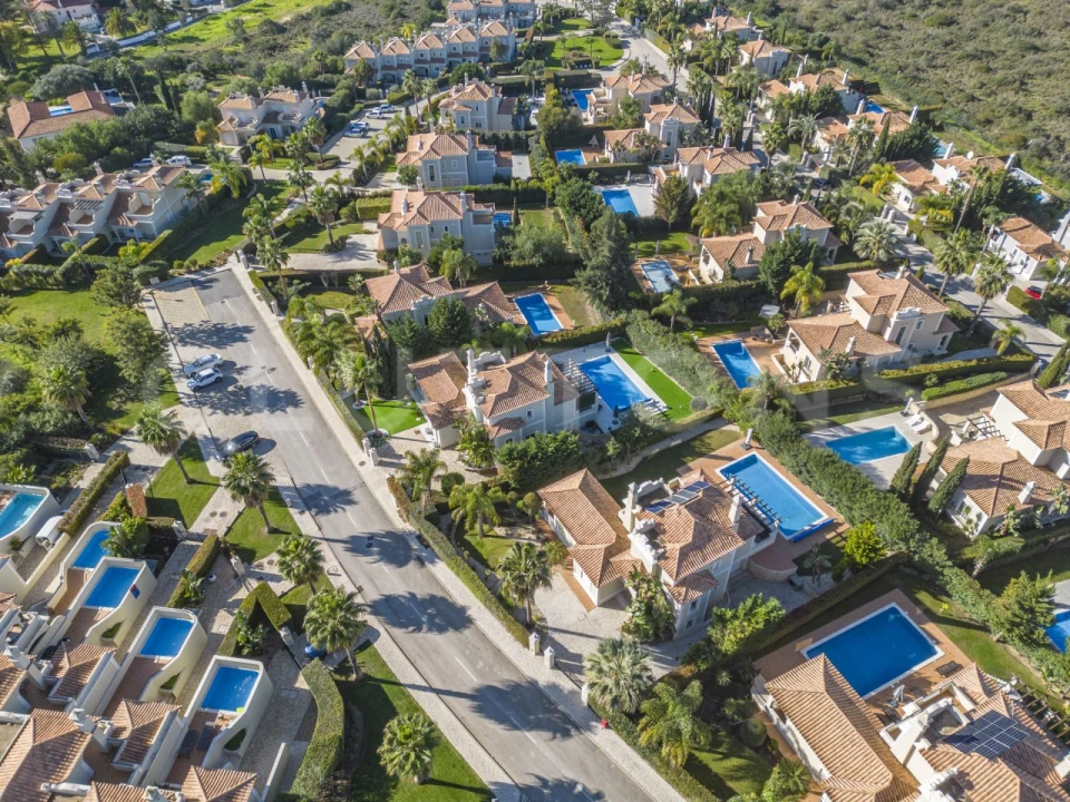 Moradia T4 para Venda em Almancil Foto 34