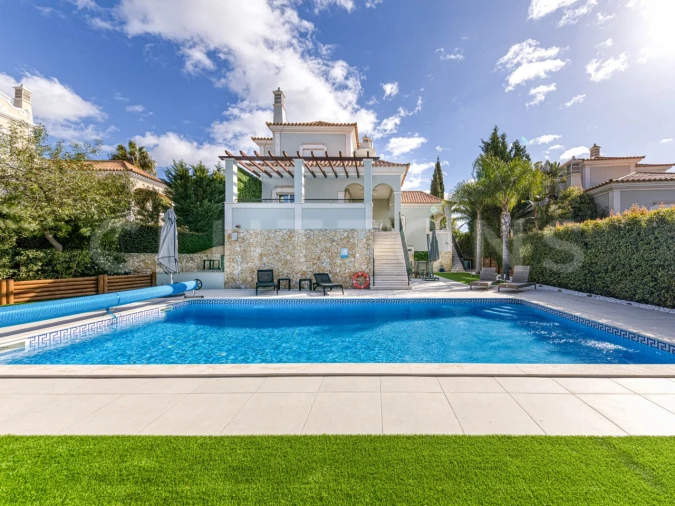 Moradia T4 para Venda em Almancil Foto 26