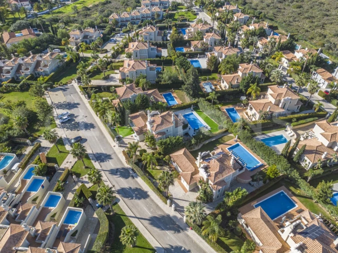 Moradia T4 para Venda em Almancil Foto 34