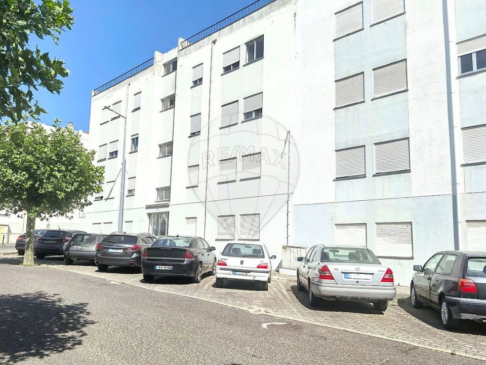 Apartamento T3 para Venda em Coruche, Fajarda e Erra Foto 1