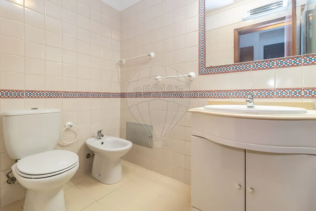 Apartamento T2 para Arrendamento em Azeitão (São Lourenço e São Simão) Foto 8