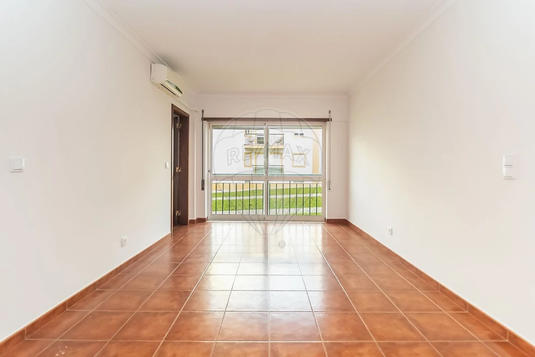 Apartamento T2 para Arrendamento em Azeitão (São Lourenço e São Simão) Foto 7
