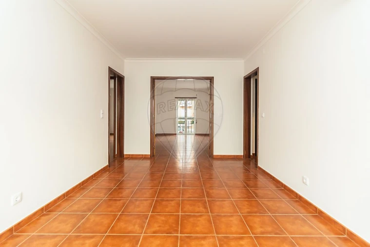 Apartamento T2 para Arrendamento em Azeitão (São Lourenço e São Simão) Foto 10