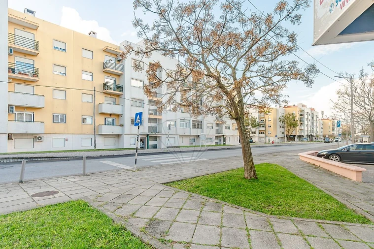 Apartamento T3 para Venda em Santo Antonio da Charneca Foto 20