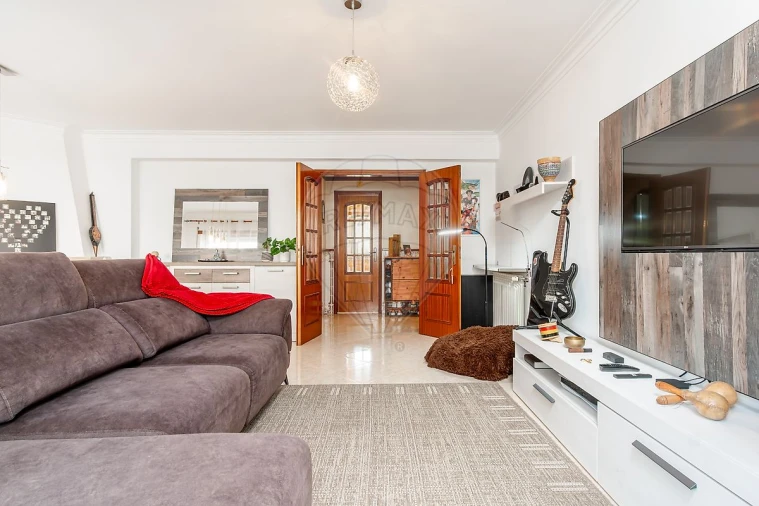 Apartamento T3 para Venda em Santo Antonio da Charneca Foto 5