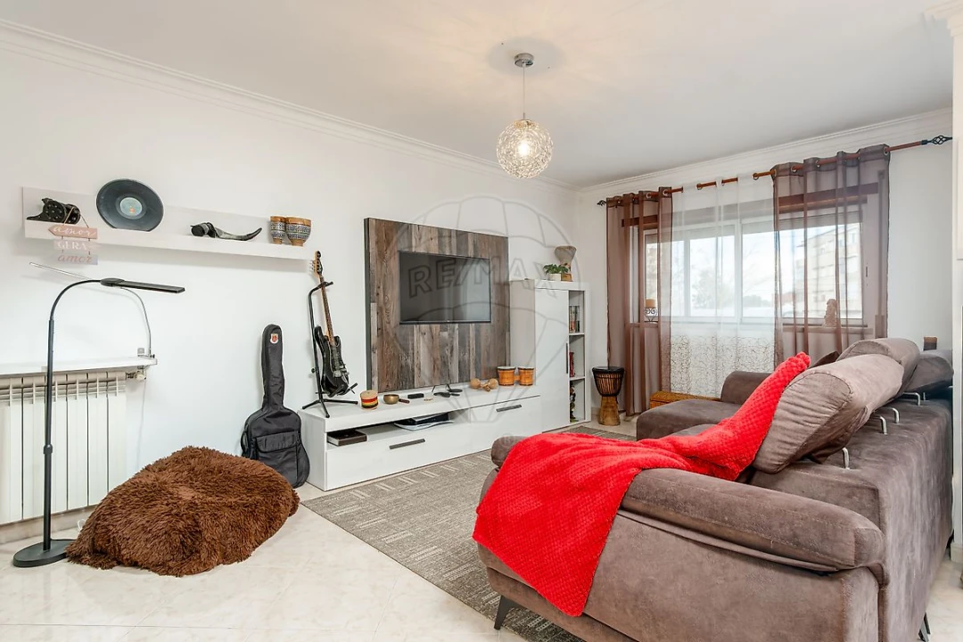 Apartamento T3 para Venda em Santo Antonio da Charneca Foto 4