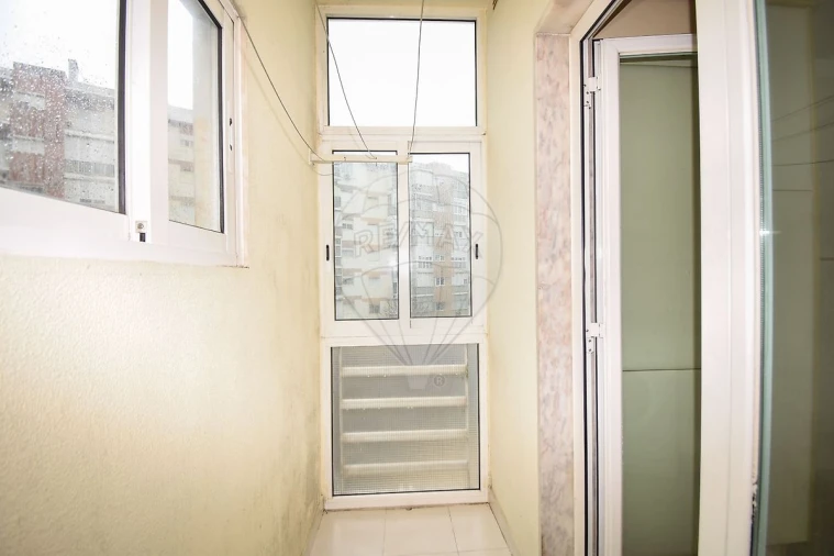 Apartamento T3 para Venda em Águas Livres Foto 6