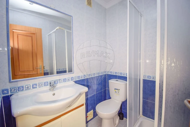 Apartamento T3 para Venda em Águas Livres Foto 18