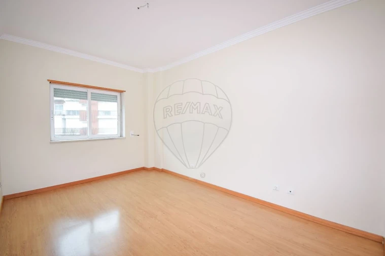 Apartamento T3 para Venda em Águas Livres Foto 13