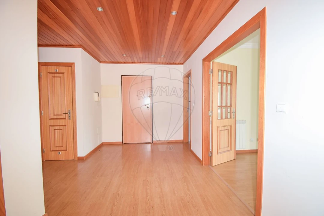 Apartamento T3 para Venda em Águas Livres Foto 15