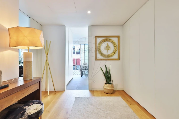 Apartamento T3 para Venda em Benfica Foto 24