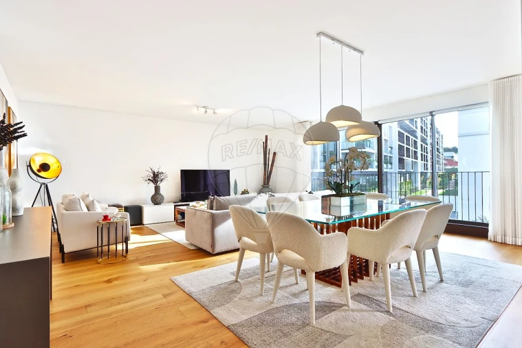 Apartamento T3 para Venda em Benfica