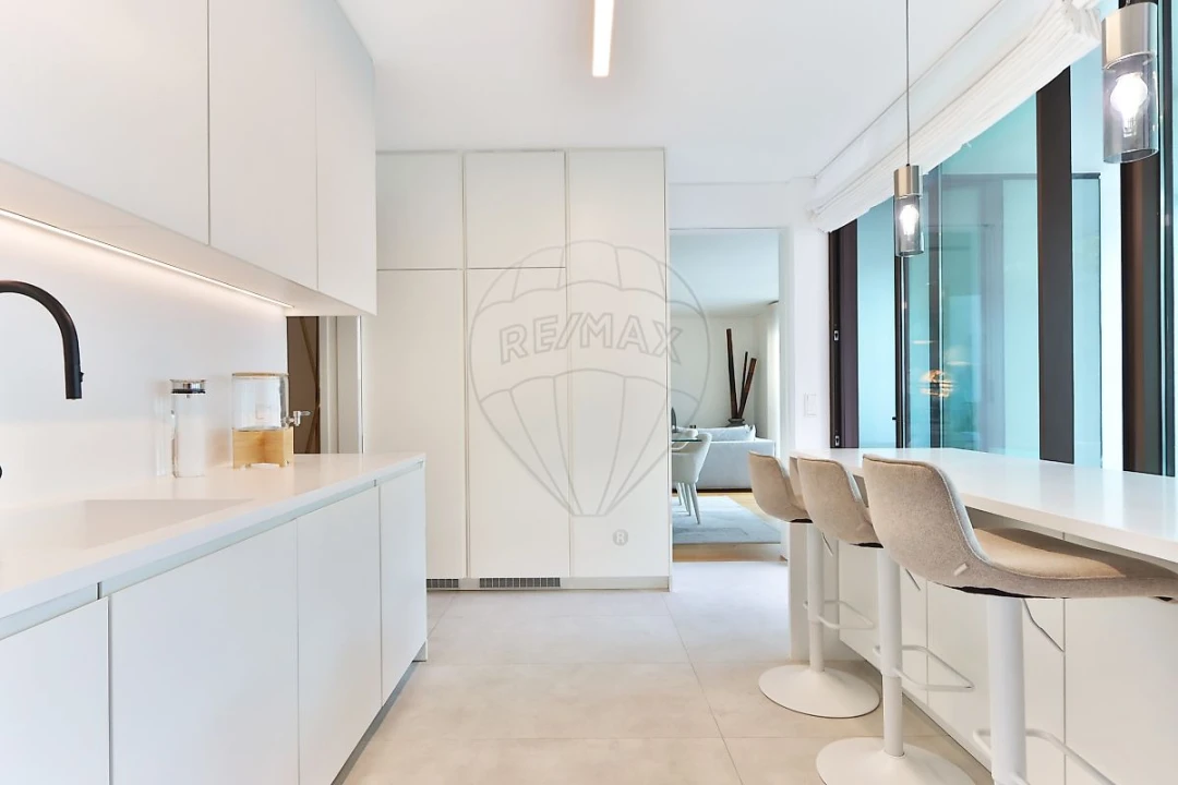 Apartamento T3 para Venda em Benfica Foto 8