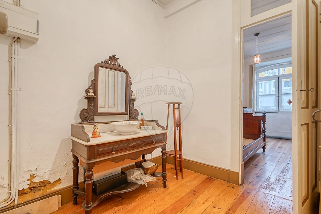 Moradia T6 para Venda em Santa Maria da Feira, Travanca, Sanfins e Espargo Foto 7