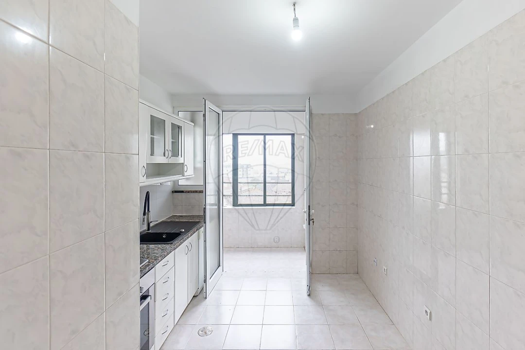 Apartamento T2 para Venda em Avintes Foto 5