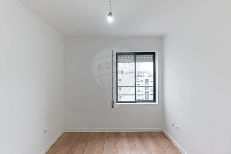 Apartamento T2 para Venda em Avintes Foto 27