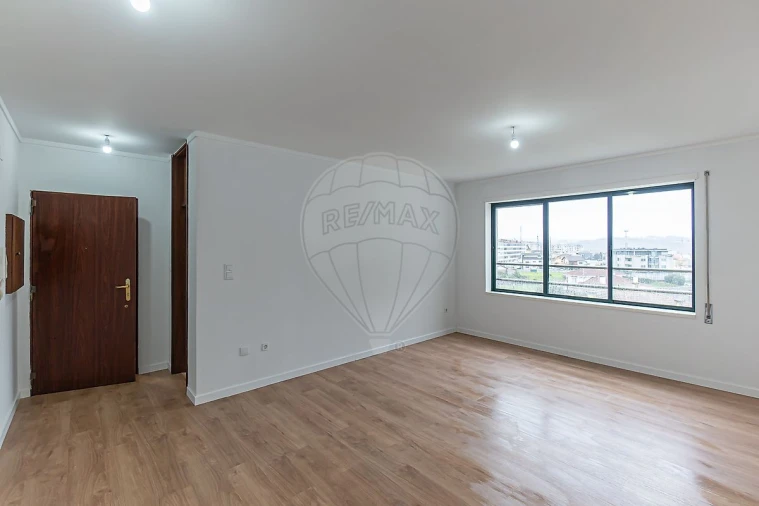 Apartamento T2 para Venda em Avintes Foto 13