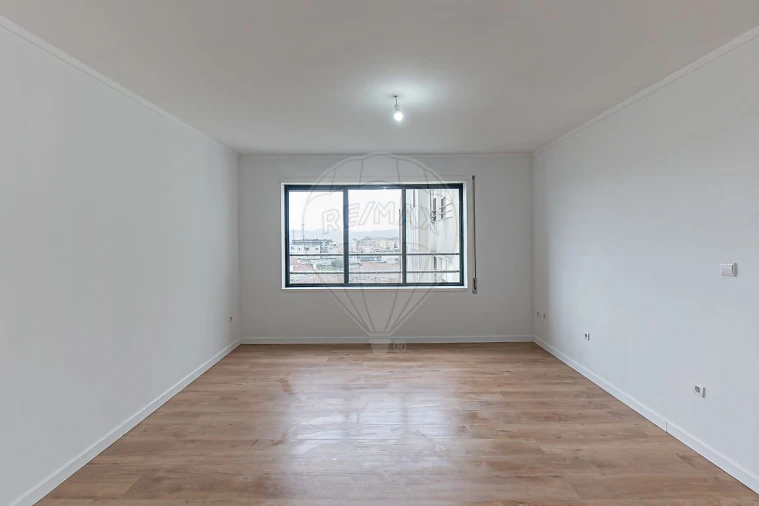 Apartamento T2 para Venda em Avintes Foto 11