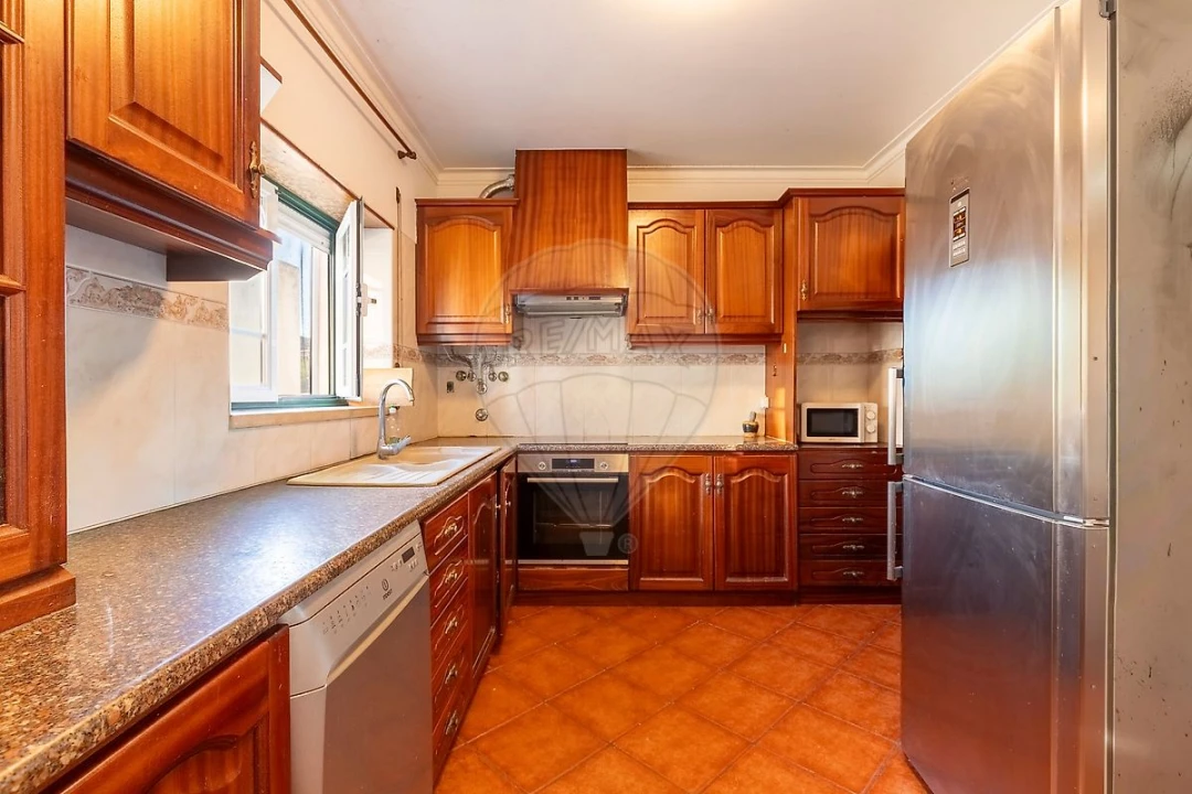 Moradia T3 para Venda em A dos Cunhados e Maceira Foto 6