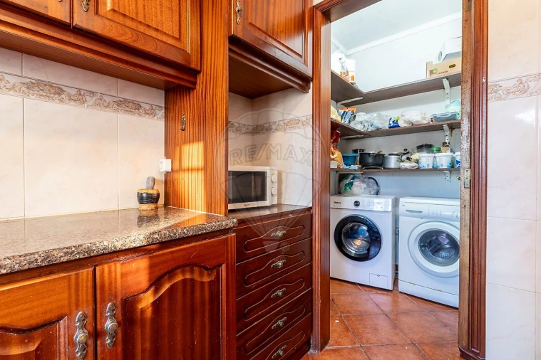 Moradia T3 para Venda em A dos Cunhados e Maceira Foto 8