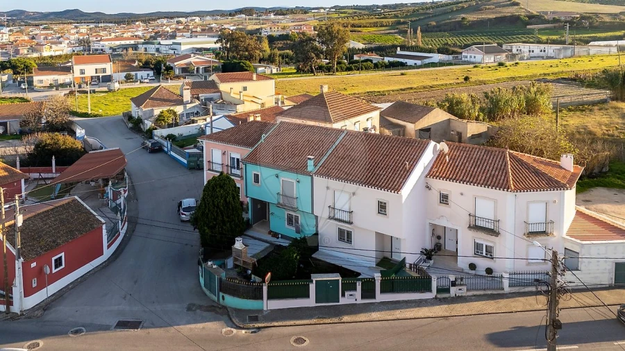 Moradia T3 para Venda em A dos Cunhados e Maceira Foto 1