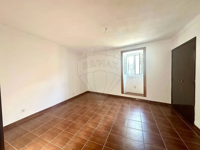 Apartamento T2 para Venda em Olho Marinho Foto 2