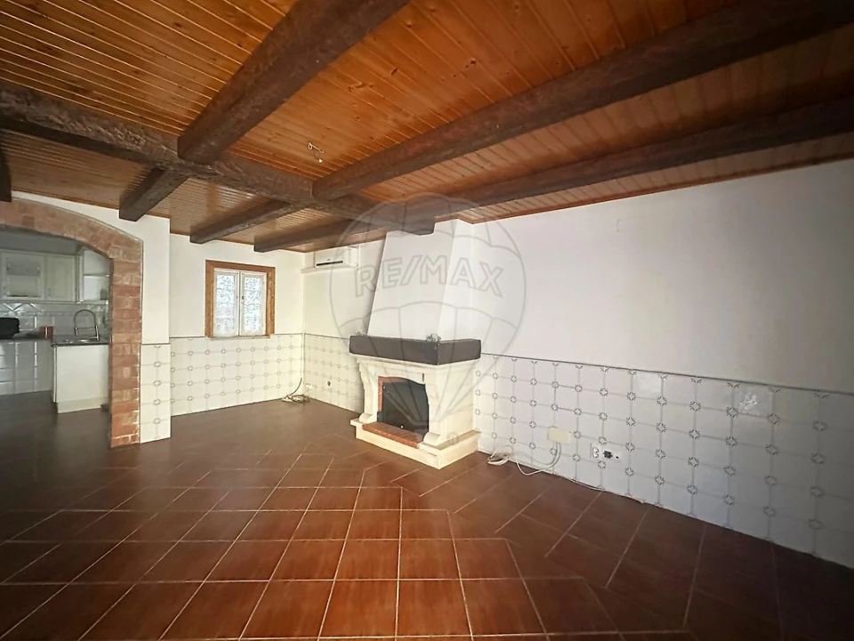 Apartamento T2 para Venda em Olho Marinho Foto 4