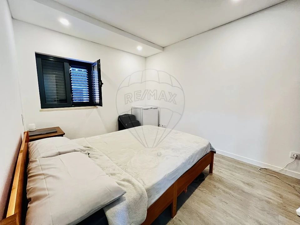 Apartamento T2 para Arrendamento em Camarate, Unhos e Apelação Foto 7