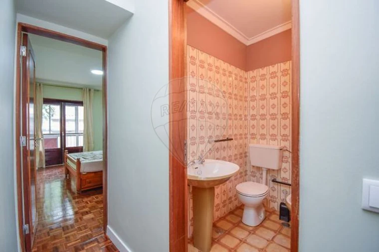 Apartamento T3 para Venda em Massamá e Monte Abraão Foto 9