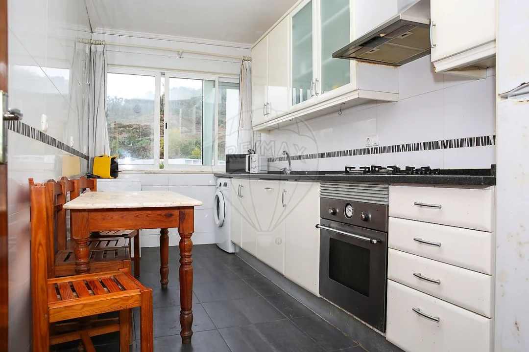 Apartamento T3 para Venda em Castanheira do Ribatejo e Cachoeiras Foto 7