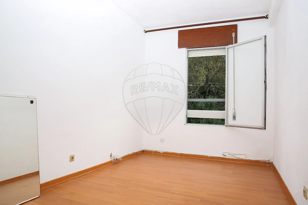 Apartamento T3 para Venda em Castanheira do Ribatejo e Cachoeiras Foto 18