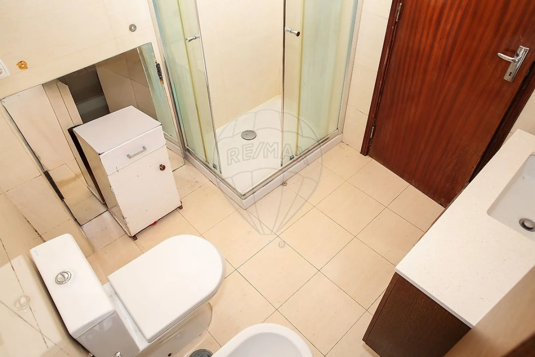 Apartamento T3 para Venda em Castanheira do Ribatejo e Cachoeiras Foto 19