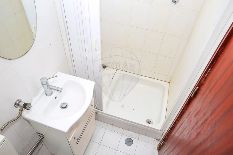 Apartamento T3 para Venda em Castanheira do Ribatejo e Cachoeiras Foto 16