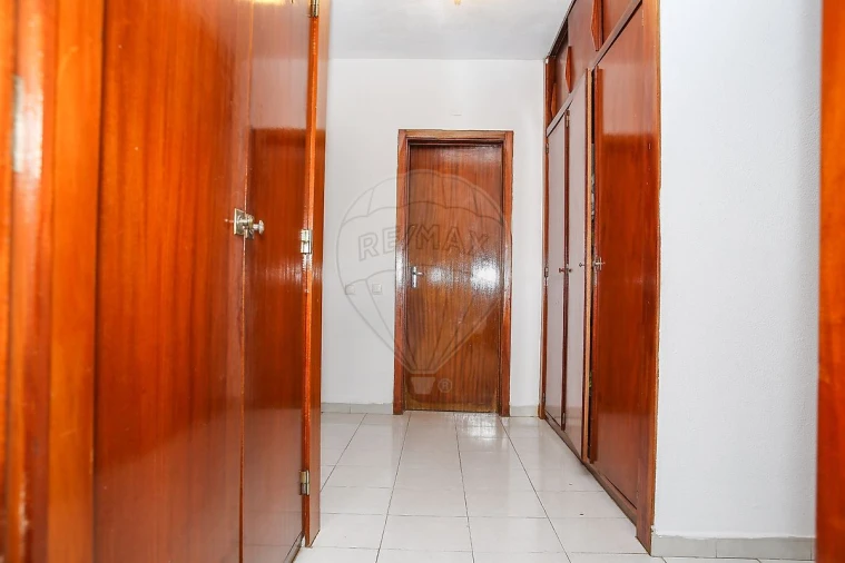 Apartamento T3 para Venda em Castanheira do Ribatejo e Cachoeiras Foto 12