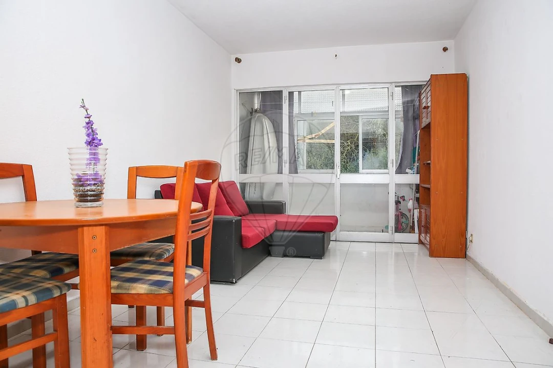 Apartamento T3 para Venda em Castanheira do Ribatejo e Cachoeiras Foto 4