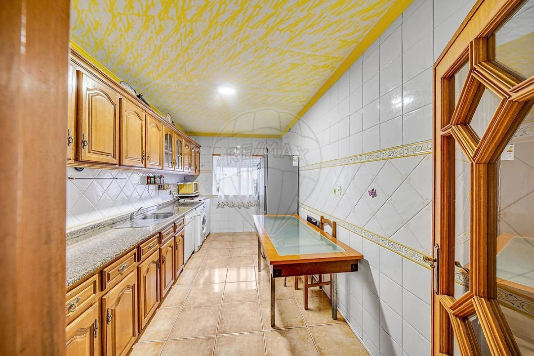 Apartamento T2 para Venda em Oliveira do Bairro Foto 1