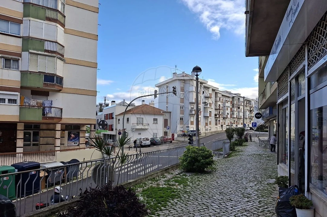 Apartamento T2 para Venda em Santa Iria de Azoia, São João da Talha e Bobadela Foto 7