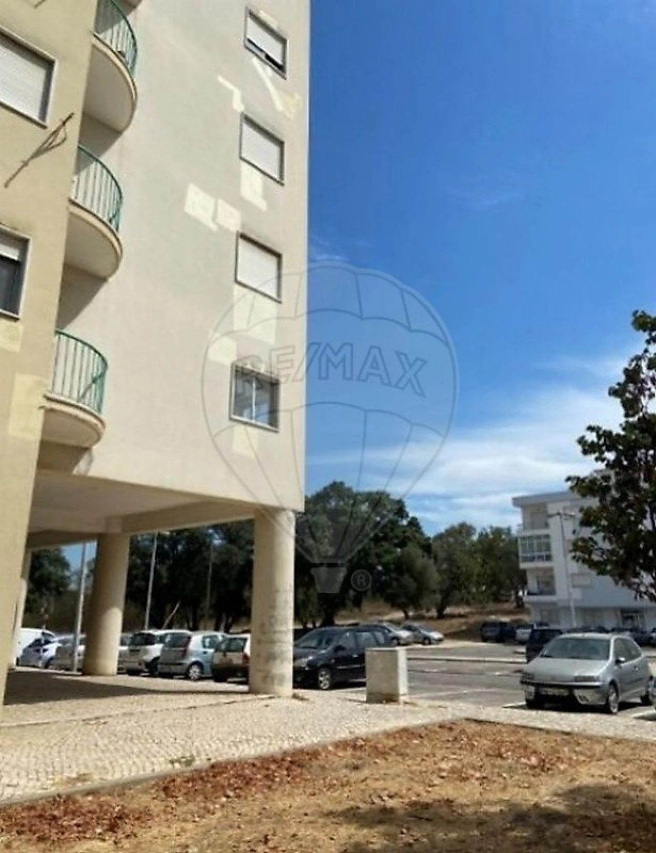 Apartamento T3 para Venda em Seixal, Arrentela e Aldeia de Paio Pires Foto 3